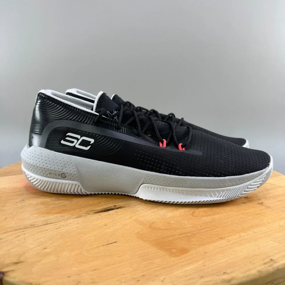 Under Armour SC 3Zero III Mens Size 13.5 Basketball Shoes‎ Black Sneakers Curry